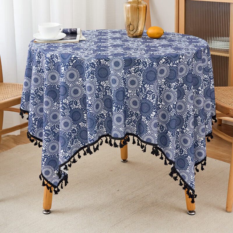 Retro light luxury style high-end tablecloth no-wash oil-proof and waterproof rectangular tablecloth coffee table tablecloth new style blue and white porcelain (black pendant style) 140*140cm (common to square tables and round tables)