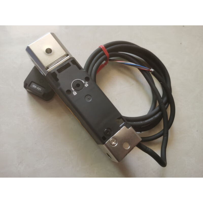 KEYENCE KEYENCEGS-51N10 GS-A21 Original KEYENCE Safety door switch electromagnetic lock solid bright yellow GS-51N10