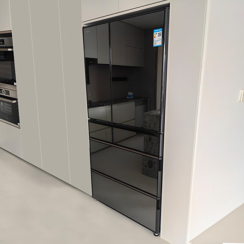 Hitachi (HITACHI) imported from Japan 735L large capacity embedded refrigerator with multiple doors induction electric door vacuum preservation automatic ice making crystal white first-class energy efficiency R-ZX750KC crystal mirror