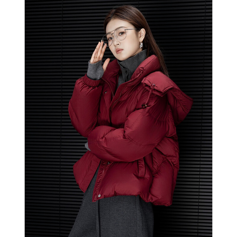 Demana 30D aerosol winter volcanic rock high-strength thermal storage and antibacterial 90 duck down hooded women's down jacket