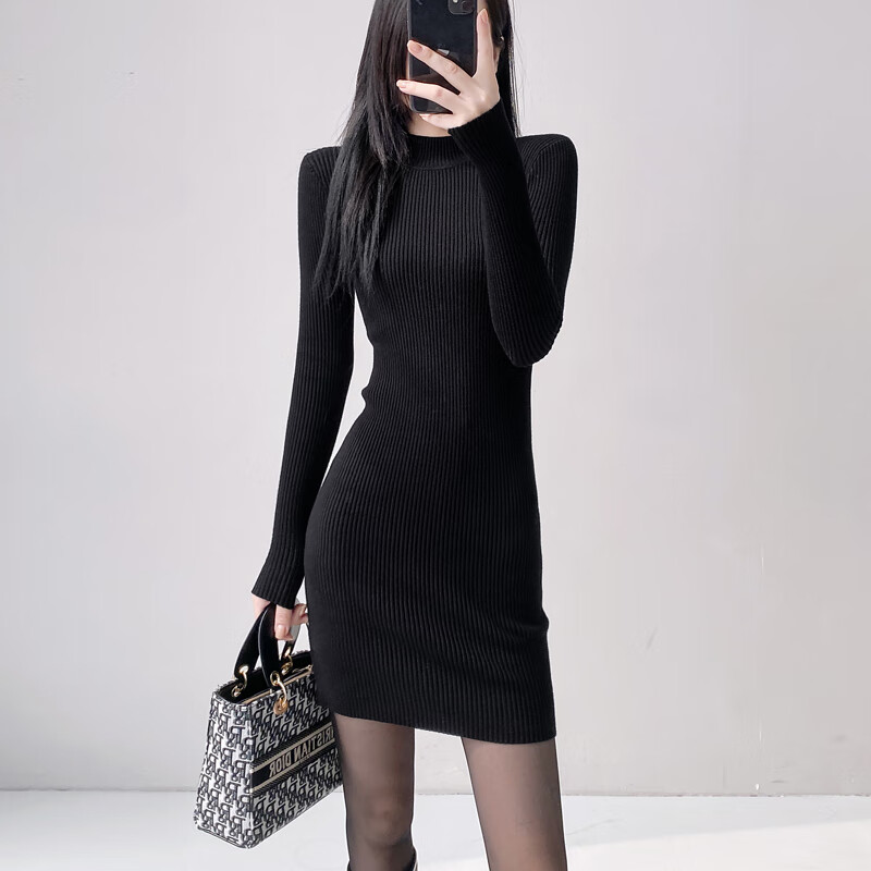 Yu Zhaolin (YUZHAOLIN) half turtleneck knitted dress for women 25 autumn and winter with coat, slim fit waist bag hip bottoming sweater short skirt black