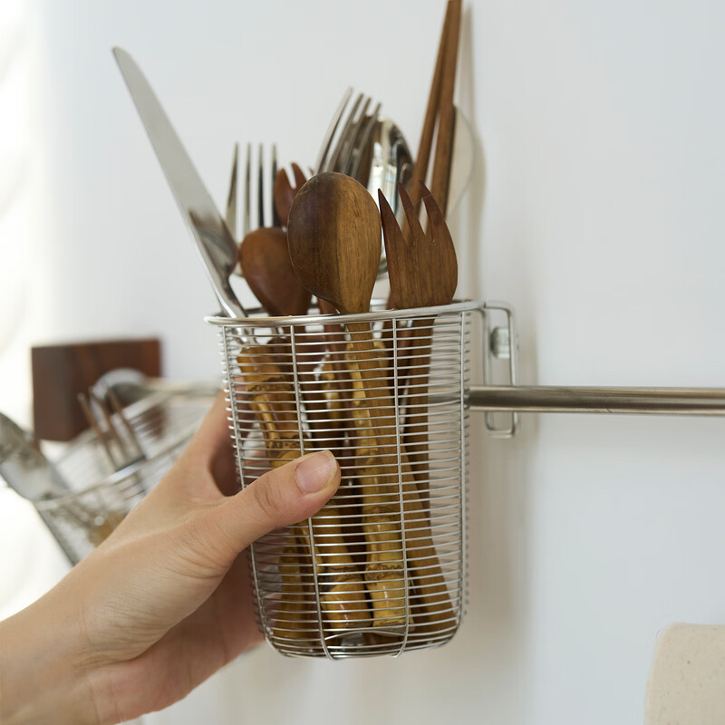 Four month 304 stainless steel chopstick barrel wall-mounted chopstick basket no punching drain rack storage box mildew-proof chopstick cage can be hung large (free hook) 304 stainless steel
