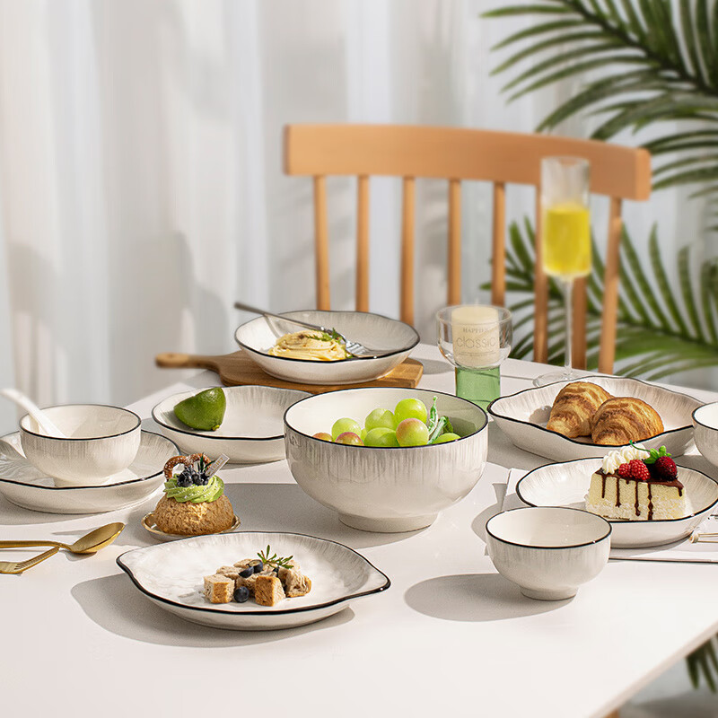 RWTW high-end bowl and dish set household underglaze color light luxury bowl and plate tableware 2025 new tableware set for moving into a new home healthy underglaze color 6-person food gift box (soup bowl configuration) 32-piece set