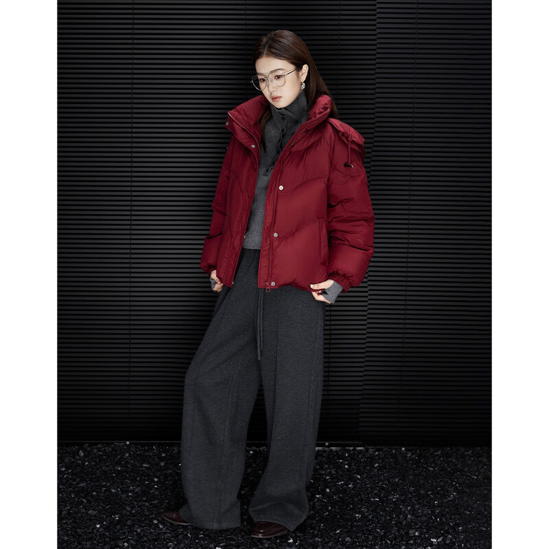 Demana 30D aerosol winter volcanic rock high-strength thermal storage and antibacterial 90 duck down hooded women's down jacket