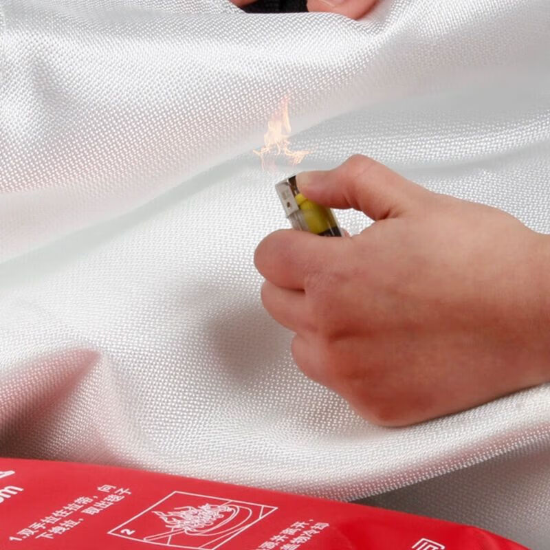 War rudder fire blanket commercial household fire blanket kitchen national standard fire extinguishing blanket fire protection Jiangnan Yu 1 meter * 1 meter free gloves