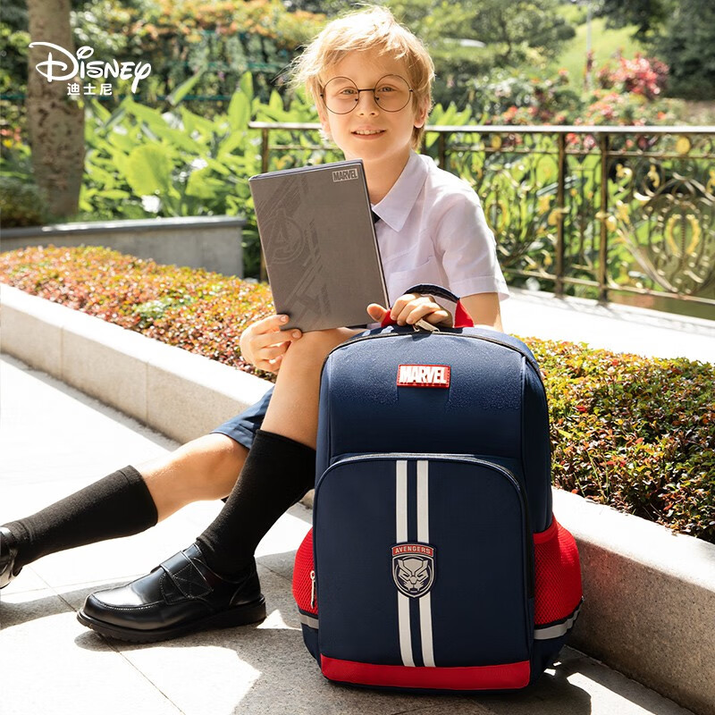 Disney schoolbags for elementary school students, lightweight children's schoolbags for grades 1-3, burden-reducing schoolbags, large-capacity boys' schoolbags, water-repellent Black Panther