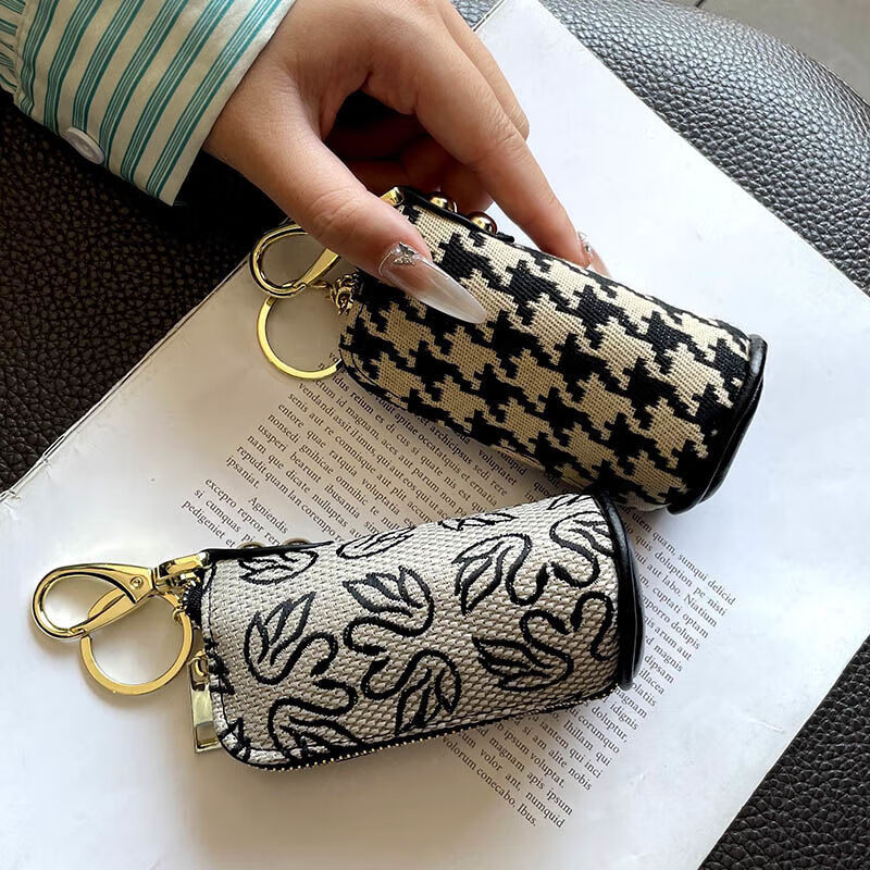 Ye Yu Key Bag Women's 2025 New Portable Internet Celebrity Canvas Storage Bag Mini Small Bag Multifunctional Large Capacity Key Bag Swan Black