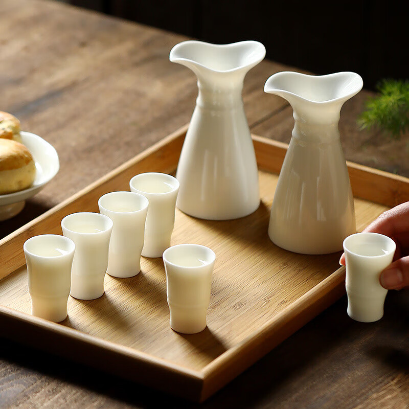 White porcelain ceramic wine set, flask, small wine cup, clear wine glass, drinking glass, white wine cup, wine divider, companion gift box, Huachu white porcelain wine set, gift box