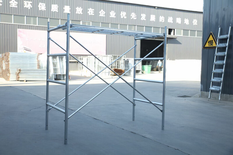 Factory direct sales 70 wide mobile scaffolding scaffolding thickened scaffolding 170 high 70 wide 180 long 1.2 thick with 40 wide pedal mobile 1