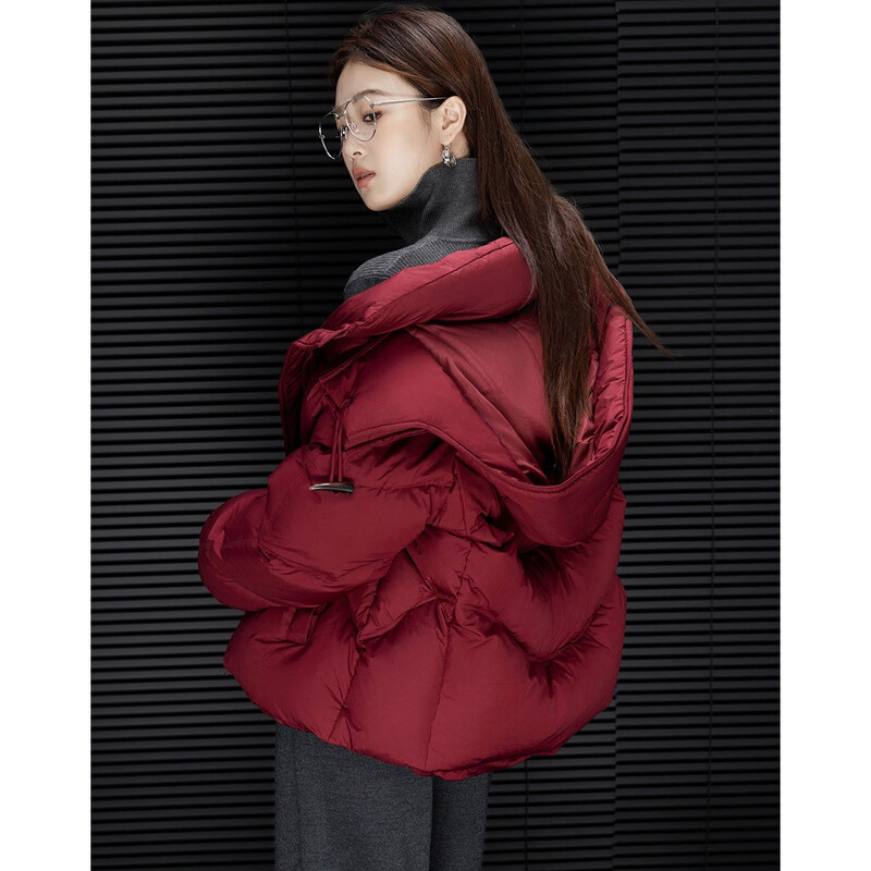 Demana 30D aerosol winter volcanic rock high-strength thermal storage and antibacterial 90 duck down hooded women's down jacket