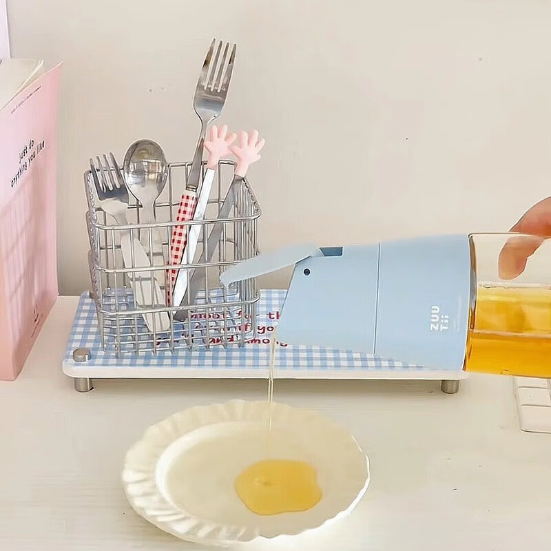 Zuutii Canada gravity oil bottle automatic opening and closing glass soy sauce vinegar seasoning bottle kitchen household gravity oil bottle storage tank new color - glacier blue gravity pouring oil bottle 500ml