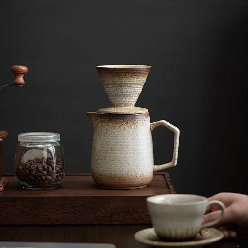 Japanese stoneware kiln-turned-ceramic American hand-brewed coffee pot set filter cup sharing pot home gift off-white sharing pot