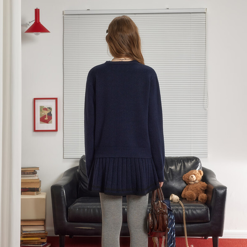 UNIFREE college-style long-sleeved knitted cardigan, slim fit, pleated skirt, petite three-piece set, navy blue, one size fits all