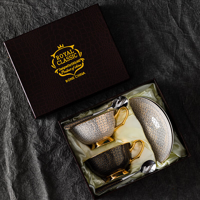 Japan丨Master's high-end light luxury coffee cup, exquisite ceramic European tea cup, tea set, cup gift box set, one black and one white gift box 220ml