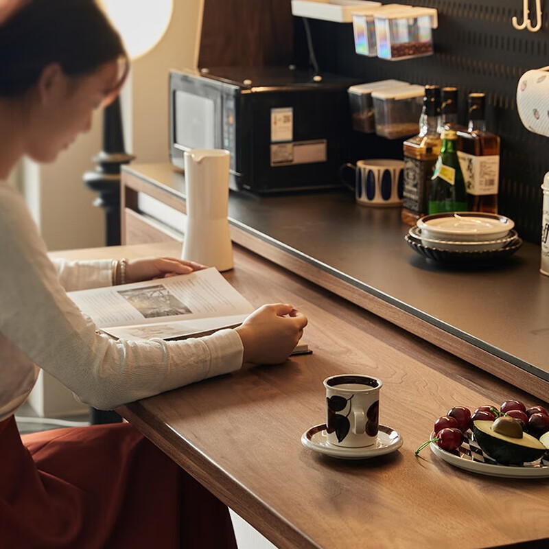 Nanchang black walnut sideboard and dining table can be rotated against the wall for small apartments and can be embedded in the dining table storage cabinet and tea cabinet. Black walnut 1.6M