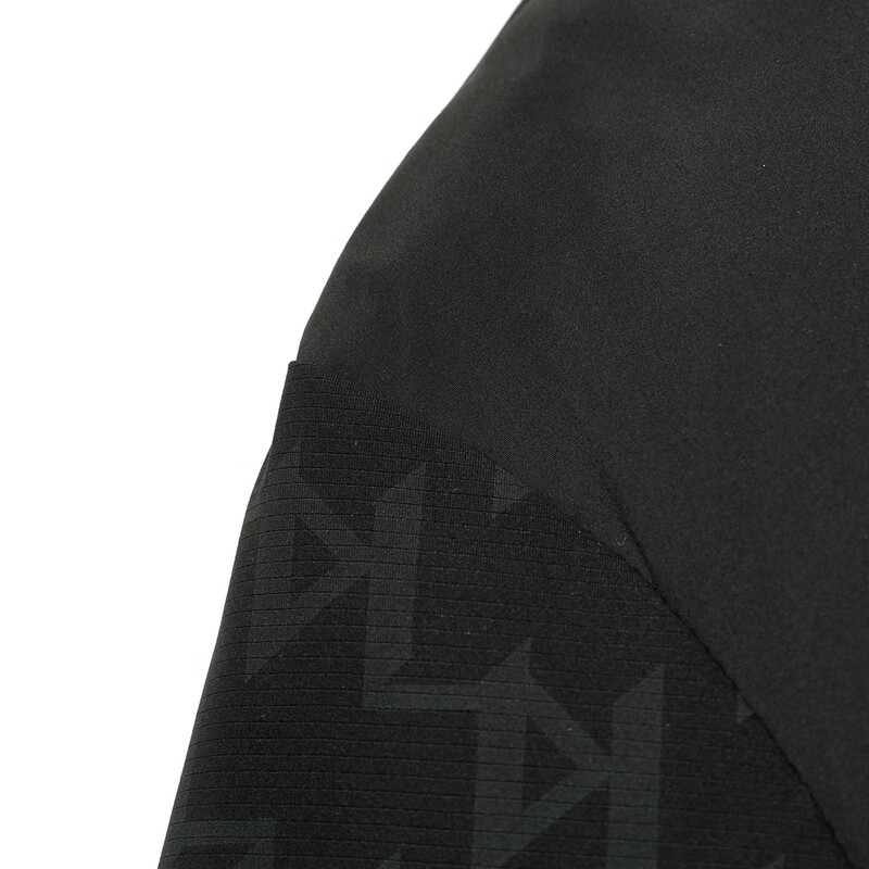 Flying in the Snow Down Jacket Men's Short Hooded Fashionable Color Block Printed 90 Fleece Thickened Warm Commuting Down Jacket