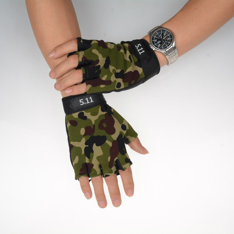 Bovonik anti-slip half-finger gloves men's fitness sports tactical outdoor half-finger cycling thin spring and summer camouflage one-size-fits-all gloves