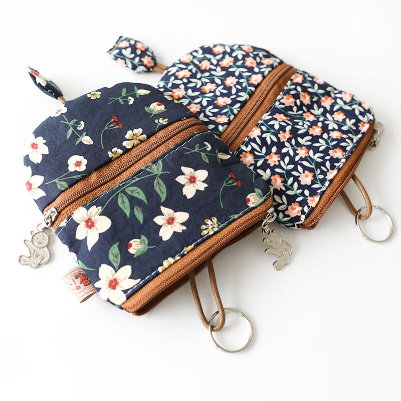Large-capacity key bag with card slot for women, pull-out car multifunctional Japanese and Korean fabric cotton coin purse, fabric pineapple