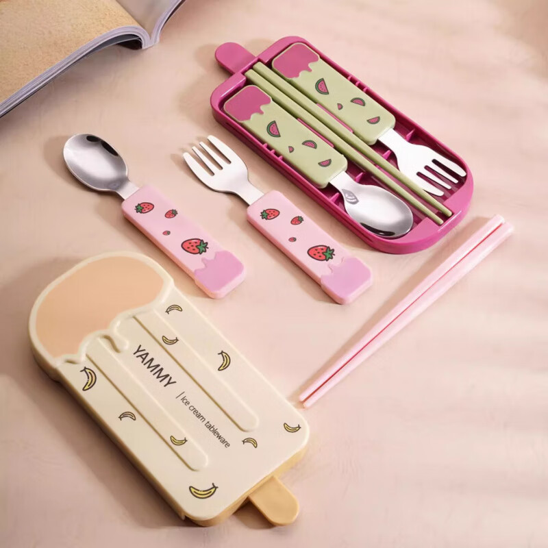 Muyuge German stainless steel three-piece tableware set portable take-out chopsticks spoon and fork set student cute Strawberry Shortcake color matching