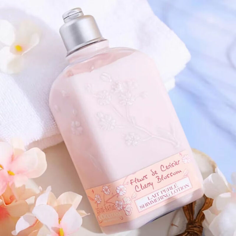 L'Occitane Glass L'Occitane Sakura Body Lotion Shower Gel Shiny Moisturizer 250ml Autumn and Winter Moisturizing Gift L'Occitane 250ml Body Lotion