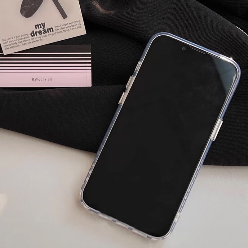 Shihan comes with lens film, suitable for Apple 17 mobile phone case, iphone17 protective cover, all-inclusive lens, anti-fall internet celebrity, advanced creative men's and women's feather yarn shell, hydrangea cat with bracelet