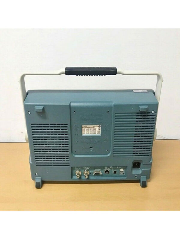 Bargain price Tektronix Tektronix DPO4034B4014B4102B4104B digital oscilloscope DPO4034B