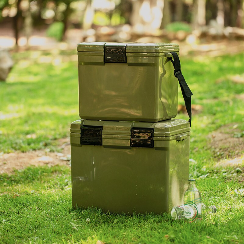 IRIS insulated box cooler car outdoor refrigerator bag portable box cold and fresh picnic stall milk coffee color holds about 20 bottles of 550ml mineral water