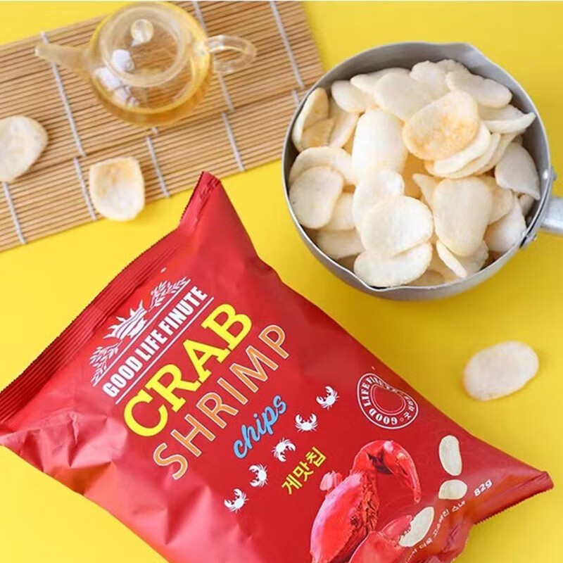 South Korea imported Qu Laifu shrimp chips garlic crab flavor puffed crispy snacks snack food garlic shrimp chips 82g * 3 bags