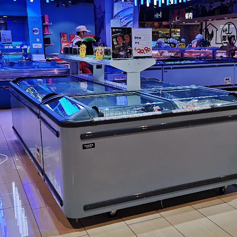 AUCMA commercial ultra-large capacity combination display cabinet supermarket freezer island cabinet frozen-24 seafood cold drinks prepared dishes dumplings horizontal single temperature freezer automatic defrost combination 1 480 liters * 2 + 560 liters * 2 + shelves