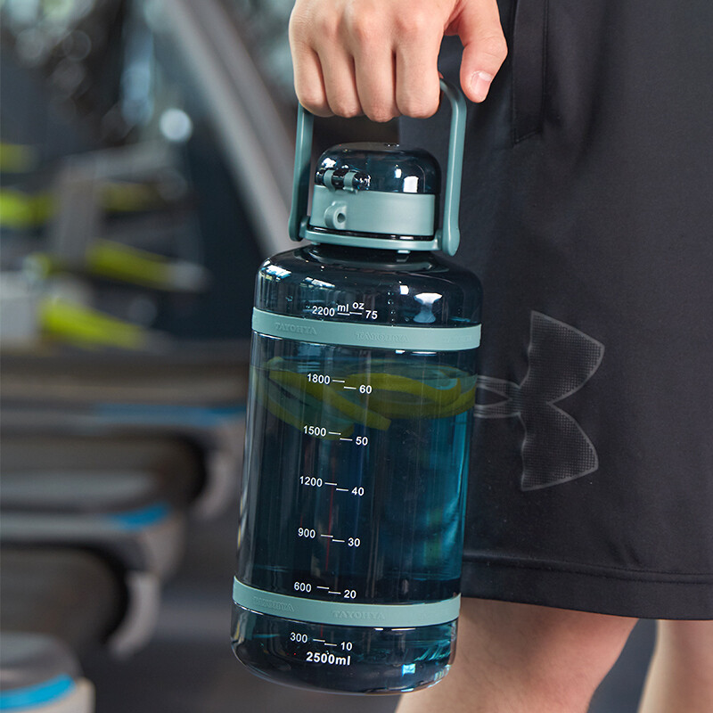 Diverse House (TAYOHYA) Kettle Men's and Women's Ton Bucket Ton Kettle Carry Bottle Summer Sports Fitness Large Water Cup High Temperature Resistant Space Cup Dayton Cup Sports Ton Kettle 1L-Olive Green 1000ml