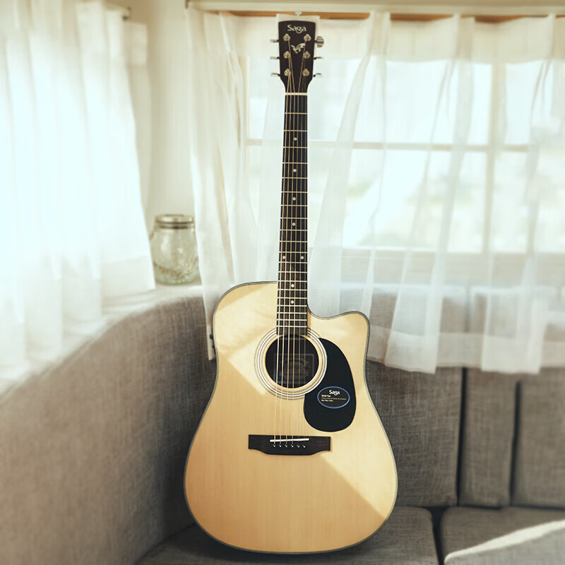 Saga (SAGA) guitar sf700 single top single folk Saga acoustic guitar entry-level beginner Saga musical instrument 41-inch D barrel SF700C wood color chipped corner