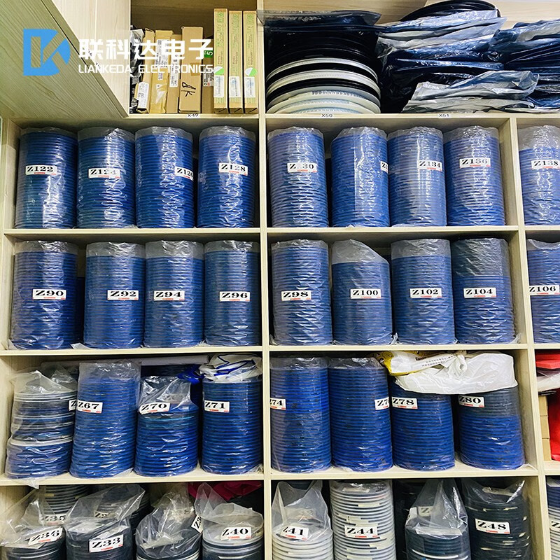 AD603ARZ-REEL7 AD603AR low noise variable gain amplifier package SOP-8