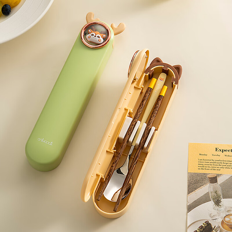 Onlycook cute cartoon portable tableware new 304 stainless steel chopsticks and spoon set chopsticks and spoon storage box wooden chopsticks stainless steel spoon 2-piece set green deer