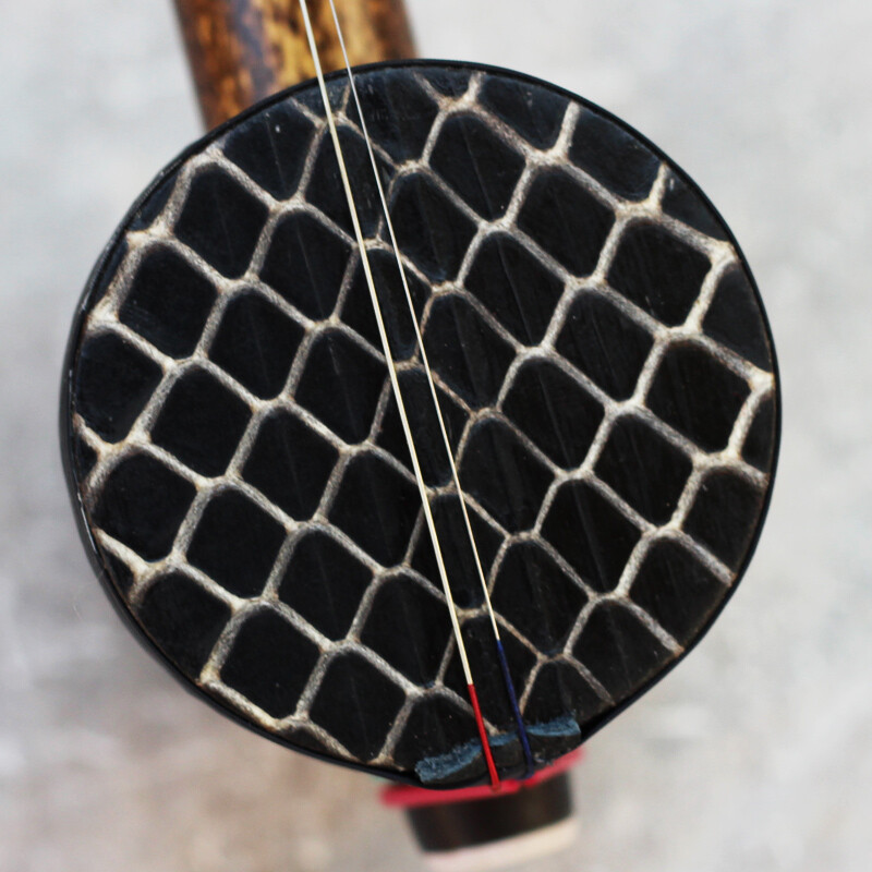 Made by Liu Menghu Liu Menghu's fine ebony shaft old purple bamboo Jinghu professional playing Xipi Erhuang exam stringed Jinghu musical instrument Xipi Jinghu