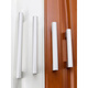 Mango de aluminio de espacio mate moderno y simple Mango de 1 metro Cajero europeo Manejo de la puerta del gabinete Manejo alargado de estilo americano Distancia de 672 mm