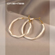OU Jingsi Light Luxury haut de gamme Boucles d'oreilles de grand cercle Nouveau conception de niche à la mode Loucles d'oreilles irrégulières Tempérament féminin OK-753