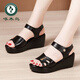 Holzspecker Echtes Leder mit weicher Locked Heeled Mutter Sandalen für Frauen im Sommer Neue wasserdichte Plattform Dick-Soled Anti-Rutsch mit mittlerem Haufen Fischsandalen mit mittlerem Haufen schwarze 38 38