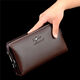 Cool Kangaroo 2023 Mot de passe Lock Hands Sac à main Texture en cuir véritable de grande capacité Sac d'embrayage décontracté en cuir de grande capacité Soft Casched Business à la mode (avec ceinture portative)
