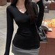 Yiyi long-sleeved T-shirt for women with v-neck bottoming shirt can be worn outside 2026 new spring hot girl slim top black and white right shoulder right shoulder V-neck long-sleeved T-shirt black M recommended 85-105Jin Jin is equal to 0.5 kg