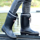 Pull-back rain boots for men, fashionable rainy day waterproof rain boots, car wash water shoes, fishing wear-resistant rubber shoes 89, black drawstring 42