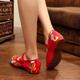 Pájaros carpinteros viejos zapatos de tela de tacón beijing zapatos de bordado étnico más alto tendón de carne de res zapatillas de baile hanfu zapatos de solteros casuales de mujeres en rojo kasyapa 34 tacones 3 cm