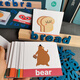 Éducation de la petite enfance 3-6 ans Mots d'orthographe Les enfants apprennent l'anglais de la construction de lettres de construction