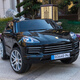 Porsche Cayenne Children's Elektroauto Allrad-Fernbedienung Offroad Jungen und Mädchen High-End können auf einem Doppelkind-Auto Cayenne laden.