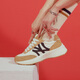 MLB Dad Shoes 2024 Новый Нью -Йорк Мужчины и Женские Пары Звезды Тот же стиль модный и дышащий спорт и повседневная обувь Платиновая Пресбиопия 32SHCM111150I Рекомендуется сделать большой снимок 260 41