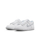 NikeOutlets Nike Dunk Low (GS) Zapatillas de tablero de deportes para niños grandes Dh9765 004 Blanco Gold/Blanco/Gris frío/Luz transparente Azul 35.5