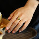 GEM STONE KING 1.8 carat green peridot ring, single inlaid with 925 silver colored gemstones for women, a Valentine's Day gift for your girlfriend, US No. 8