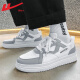 Huili zapatos para hombres zapatos casuales hombres de primavera y verano zapatos skateboard zapatos de skate altura para hombres que mejoran los zapatos deportivos de los hombres en la altura de los hombres hombres blancos [decoración del borde plateado] 42