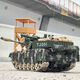 Lichengfeng (LCF) Super großes Fernbedienungskontrollpanzerwagen 99 Tigerstyle Raucher-Kinderladebereich Offroad Climbing Tank Model Boy Toy Chinese 99g (Metall Track + Metall Wheel + Road Shot) coole Drei-Elektro-Version (kann 90 Minuten spielen) (können 90 Minuten spielen)