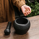 Yiyuanxuan household natural black gold garlic mortar, stone mortar, medicine jar, stone cup, garlic pounder, mashing Wo Leibo pepper, Lianlian fish outer diameter 13CM