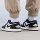 Nike (Nike) [Trend] Air Jordan AJ1 Chaussures féminines basses Low Top Sports Sports Casual Sports Chaussures de basket-ball FB9893-101 (panda noir et blanc) 37,5